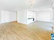 Sonnwendviertel: 1 Zimmer Wohnung mit Balkon im 4. OG...