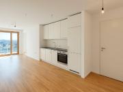 Sonnwendviertel: 2 Zimmer Wohnung mit Balkon im 3. OG –...