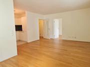 SONNWENDVIERTEL Super Aufgeteilte 2 ZI Etagenwohnung im...