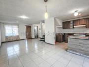 Sonterra casa de dos niveles en VENTA RAH724