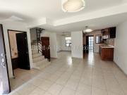 Sonterra casa dentro de privada en RENTA GB1539