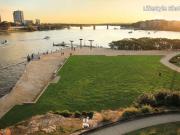 Sophisticated 1 Bedroom Apartment with North Facing Views