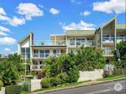 Sophisticated 2 Bedroom Apartment in Brisbane State High...