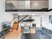 Sophisticated Apartment Offers Exceptional Investment...