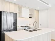 Un Furnished Sophisticated Beachside Luxury at Burleigh...