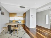 Sophisticated Central CBD Apartment This one has it all