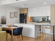 Sophisticated City Fringe Apartment with Premier Lifestyle