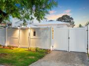 Sophisticated City Fringe Noble Living with Space,...