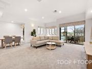 Sophisticated City Living in a Fully Furnished Apartment