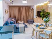 Sophisticated Condo with Cozy Living Room in Mandani Bay