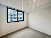 Sophisticated, Contemporary Living in Clayton South