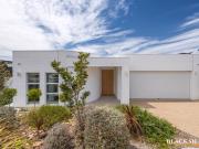 Sophisticated Elegance with a Contemporary Twist