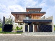 Sophisticated Modern Contemporary House and Lot For Sale...
