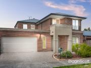 SOPHISTICATED MODERN LIVING!