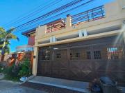 Sophisticated Well Maintained Huge House and Lot for...