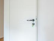 Sorgsam saniertes WG Zimmer, mit Balkon Parkett, Küche...