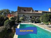 SOUS OFFRE * Une belle maison traditionnelle e