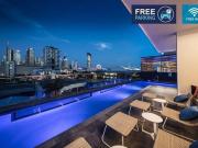 South Brisbane Top Floor Apt with River view