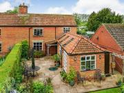 South Green, Mattishall, 4 Bedroom Cottage