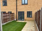South Oval, Northampton NN5, 3 bedroom terraced house to...
