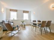 South Parade, Leeds LS1, 2 bed flat to rent, £1,200 pcm...