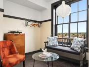 South Whitfield Street