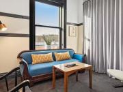 South Whitfield Street