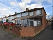 Southall UB1, 5 bed end terrace house to rent, £3,200...