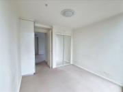 Southbank One 10th floor Stunning 2 beds Furnished