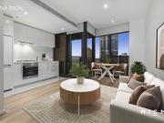 Southbank Sky Home with Stunning Views and Prima Pearl...