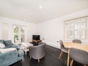 Southcroft Road, London SW17, 2 bed maisonette to rent,...