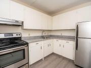 Southpointe Plaza 1 Bedroom Apartment for Rent at 4040...