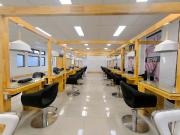 Spa Salon full equipado en Paseo Bandera, listo para operar