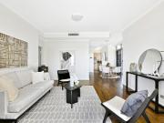 Space, Privacy & Exceptional Sub Penthouse Living