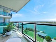 Space, Views & Lifestyle on the River's Edge