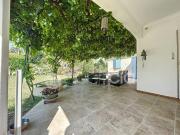 Spacieuse maison avec piscine à Mougins