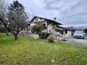 SPACIEUSE VILLA AVEC BEAU JARDIN AU CALME