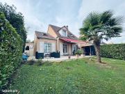 Spacieuse Villa La Queue en Brie