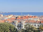 Spacieux 2 pièces de 50 M2 avec vue MER panoramique...