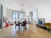 Spacious Haussmannian Apartment with Water Fountain View...