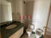 Spacieux cil sans vis a vis