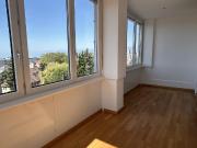 Appartement de charme de 4 pièces au 2ᵉ étage, offrant...