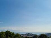 Spacieux T4 de 78 m2 en dernier étage avec vue mer