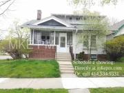 Spacious 1 Bed/1 Bath Upper Duplex Available Now! 1510 N Ha.