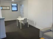 Spacious 1 Bedroom Apartment in Prime Central Location