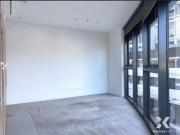 Spacious 1 Bedroom Apartment in the Heart of South Yarra!