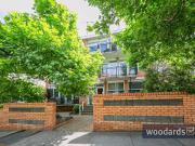 Spacious 1 Bedroom Apartment with Parking in Prime South...