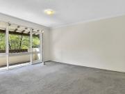 SPACIOUS 1 BEDROOM UNIT