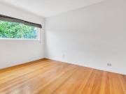 Spacious 1 bedroom unit quiet rear position