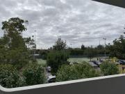 Spacious 1 bedroom with car park in Prime area in Prahran